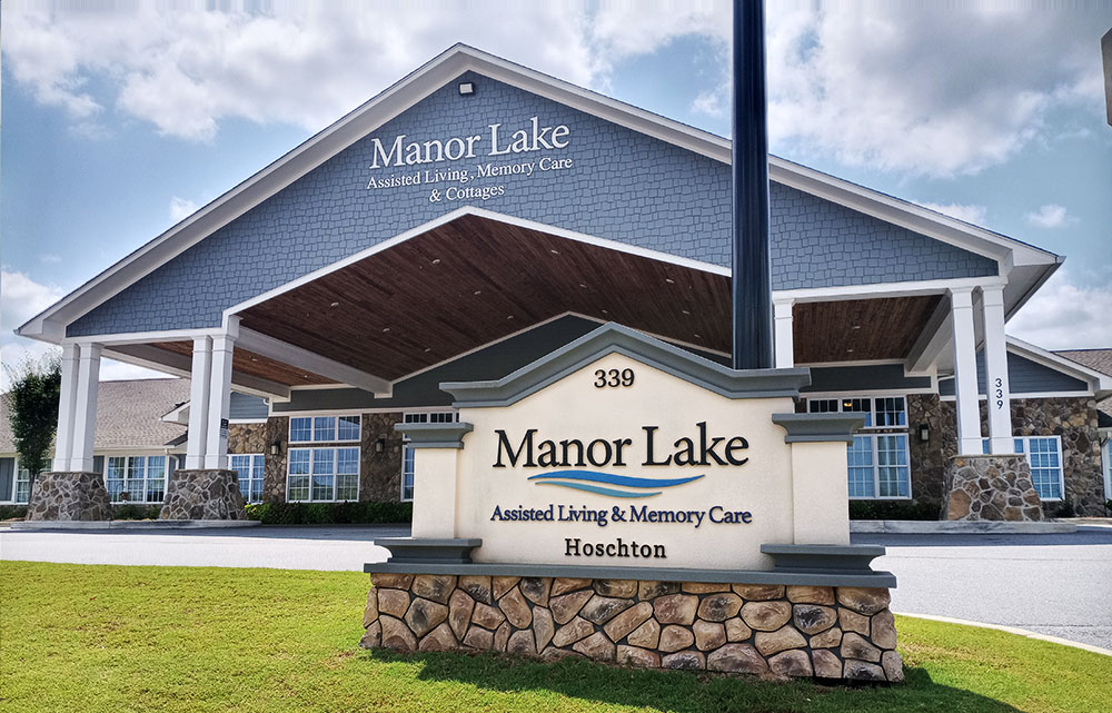 Manor Lake Hoschton - Assisted Living, Memory Care and Independent Living in Hoschton GA