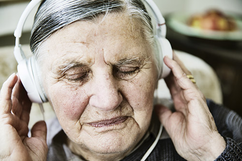 Try Music Therapy for Your Memory Care Loved One - Hoschton, GA